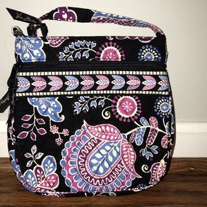 VERA BRADLEY CROSSBODY PURSE